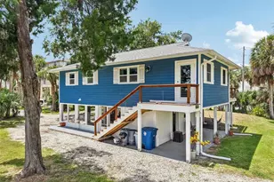 10581 Pine Island Dr, Weeki Wachee, FL 34607 - Photo 1