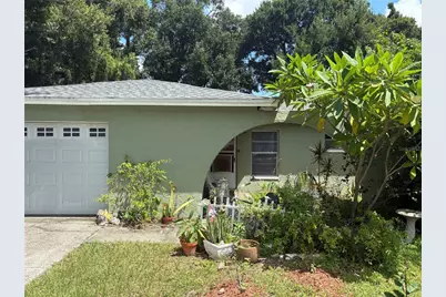 105 Cranbrooke Drive, Seffner, FL 33584 - Photo 1