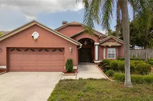 12744 Pineforest Way E, Largo, FL 33773 - Photo 1