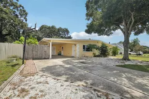 15381 Bedford Cir W, Clearwater, FL 33764 - Photo 1
