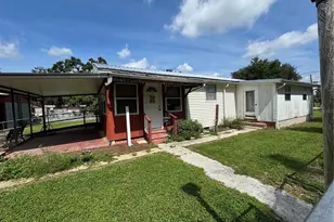 4209 Thonotosassa Rd, Plant City, FL 33565 - Photo 1