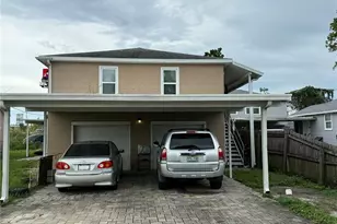 2406 51st Ave N, Saint Petersburg, FL 33714 - Photo 1