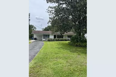 33306 Ohio Avenue, Dade City, FL 33523 - Photo 1
