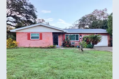1221 12th Court SW, Largo, FL 33770 - Photo 1