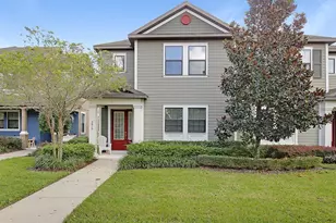 5810 Village Center Dr, Lithia, FL 33547 - Photo 1