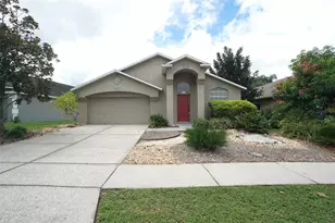 406 Sonoma Dr, Valrico, FL 33594 - Photo 1