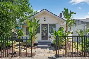 911 5th St N, Saint Petersburg, FL 33701 - Photo 1