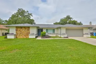2609 Giant Pl, Seffner, FL 33584 - Photo 1