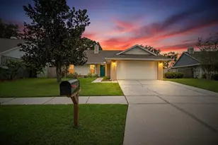 2025 Shadow Pine Dr, Brandon, FL 33511 - Photo 1