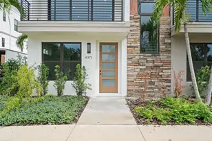 6371 1st Ave S, Saint Petersburg, FL 33707 - Photo 1