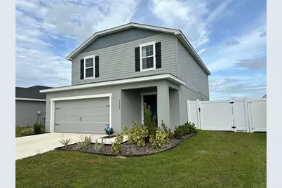7250 Twisting Pines Loop, Zephyrhills, FL 33541 - Photo 1