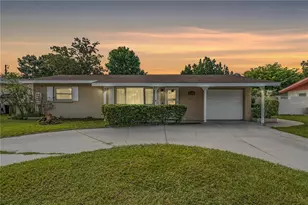 13750 Antigua Dr, Seminole, FL 33776 - Photo 1