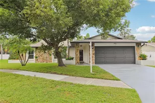 109 Timber Cir, Safety Harbor, FL 34695 - Photo 1