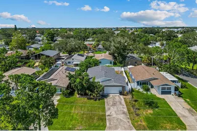 1889 Montana Avenue NE, Saint Petersburg, FL 33703 - Photo 1