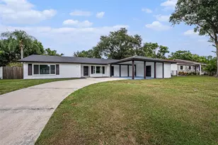 2515 Lake Ellen Cir, Tampa, FL 33618 - Photo 1