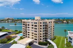 750 Island Way, Clearwater Beach, FL 33767 - Photo 1