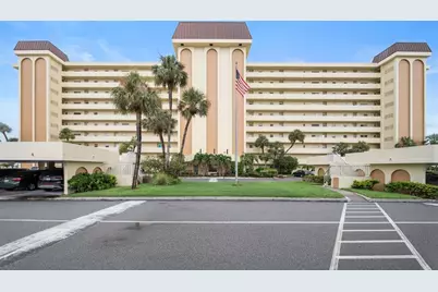 4725 Cove Circle #202, Saint Petersburg, FL 33708 - Photo 1