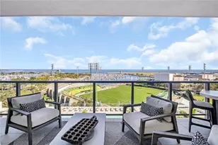 301 1st St S, Saint Petersburg, FL 33701 - Photo 1