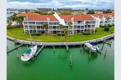 12364 Capri Circle N, Treasure Island, FL 33706 - Photo 1
