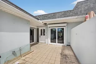 167 Boca Ciega Point Blvd N, Saint Petersburg, FL 33708 - Photo 1