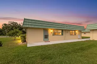 102 Cambridge Trail, Sun City Center, FL 33573 - Photo 1