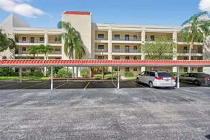 11485 Oakhurst Rd, Largo, FL 33774 - Photo 1