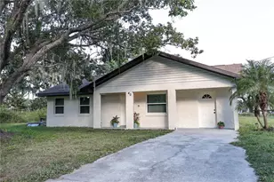 40 N Bloxham Ave, Fort Meade, FL 33841 - Photo 1