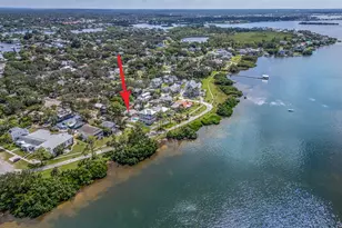 611 Pennsylvania Ave, Palm Harbor, FL 34683 - Photo 1