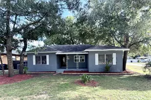 1318 W Humphrey St, Tampa, FL 33604 - Photo 1