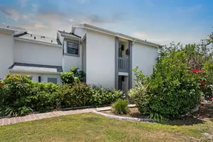 609 Lively Dr, Sun City Center, FL 33573 - Photo 1