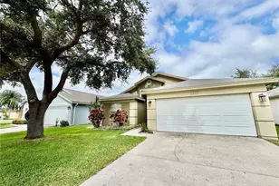1625 Portsmouth Lake Dr, Brandon, FL 33511 - Photo 1