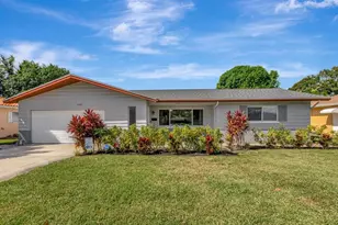 2098 35th St N, Saint Petersburg, FL 33713 - Photo 1