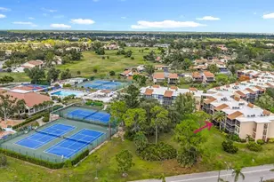 612 Bird Bay Dr S, Venice, FL 34285 - Photo 1