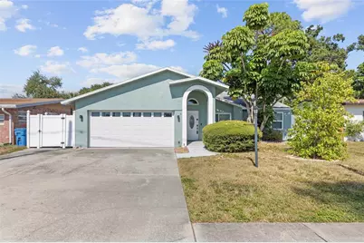 6527 40th Avenue N, Saint Petersburg, FL 33709 - Photo 1