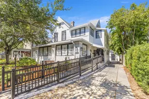 609 W Azeele St, Tampa, FL 33606 - Photo 1