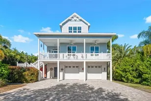 1720 Mariner Way, Tarpon Springs, FL 34689 - Photo 1
