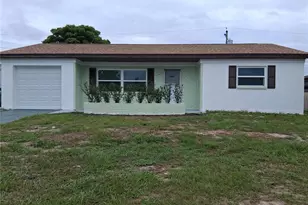 5424 Drift Tide Dr, New Port Richey, FL 34652 - Photo 1