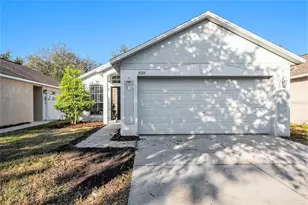 1020 Brenton Leaf Dr, Ruskin, FL 33570 - Photo 1