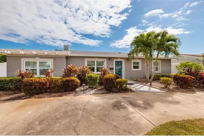 9101 Sun Isle Drive NE, Saint Petersburg, FL 33702 - Photo 1