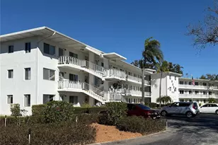 8454 111th St, Seminole, FL 33772 - Photo 1