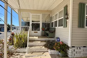 5377 Fairfield Ave S, Saint Petersburg, FL 33707 - Photo 1