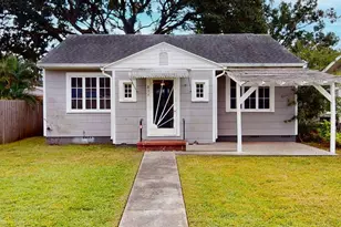 834 53rd Ave N, Saint Petersburg, FL 33703 - Photo 1