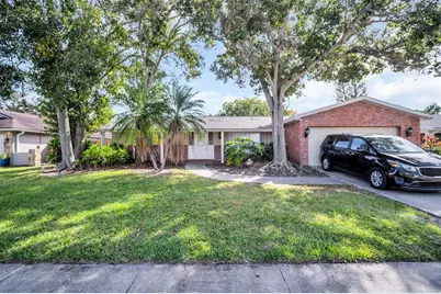 59 Harbor Woods Circle, Safety Harbor, FL 34695 - Photo 1