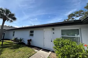 5807 Erin Ln S, Saint Petersburg, FL 33712 - Photo 1