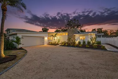 4241 Narvarez Way S, Saint Petersburg, FL 33712 - Photo 1