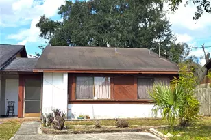 1061 Old S Dr, Lakeland, FL 33811 - Photo 1