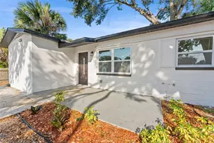 5739 Dartmouth Ave N, Saint Petersburg, FL 33710 - Photo 1