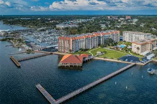 632 Edgewater Dr, Dunedin, FL 34698 - Photo 1