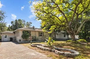 6900 9th Ave N, Saint Petersburg, FL 33710 - Photo 1