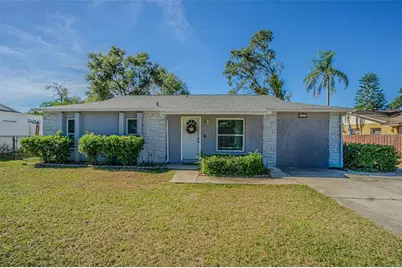 925 Park Street, Seffner, FL 33584 - Photo 1